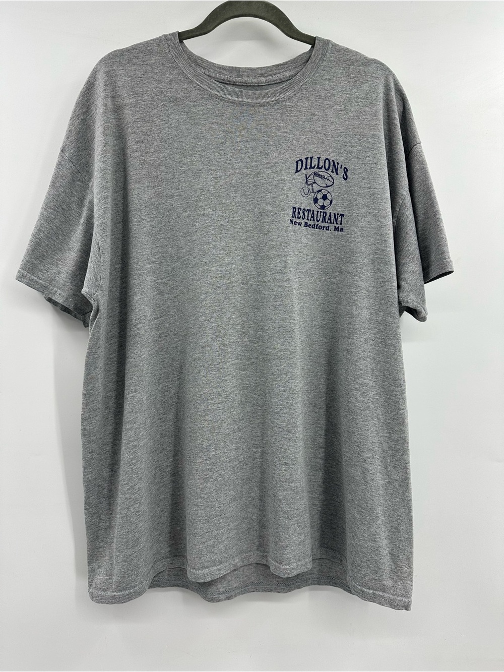 Gildan DILLON'S Restaurant New Bedford MA Grey Short Sleeve T-Shirt XL